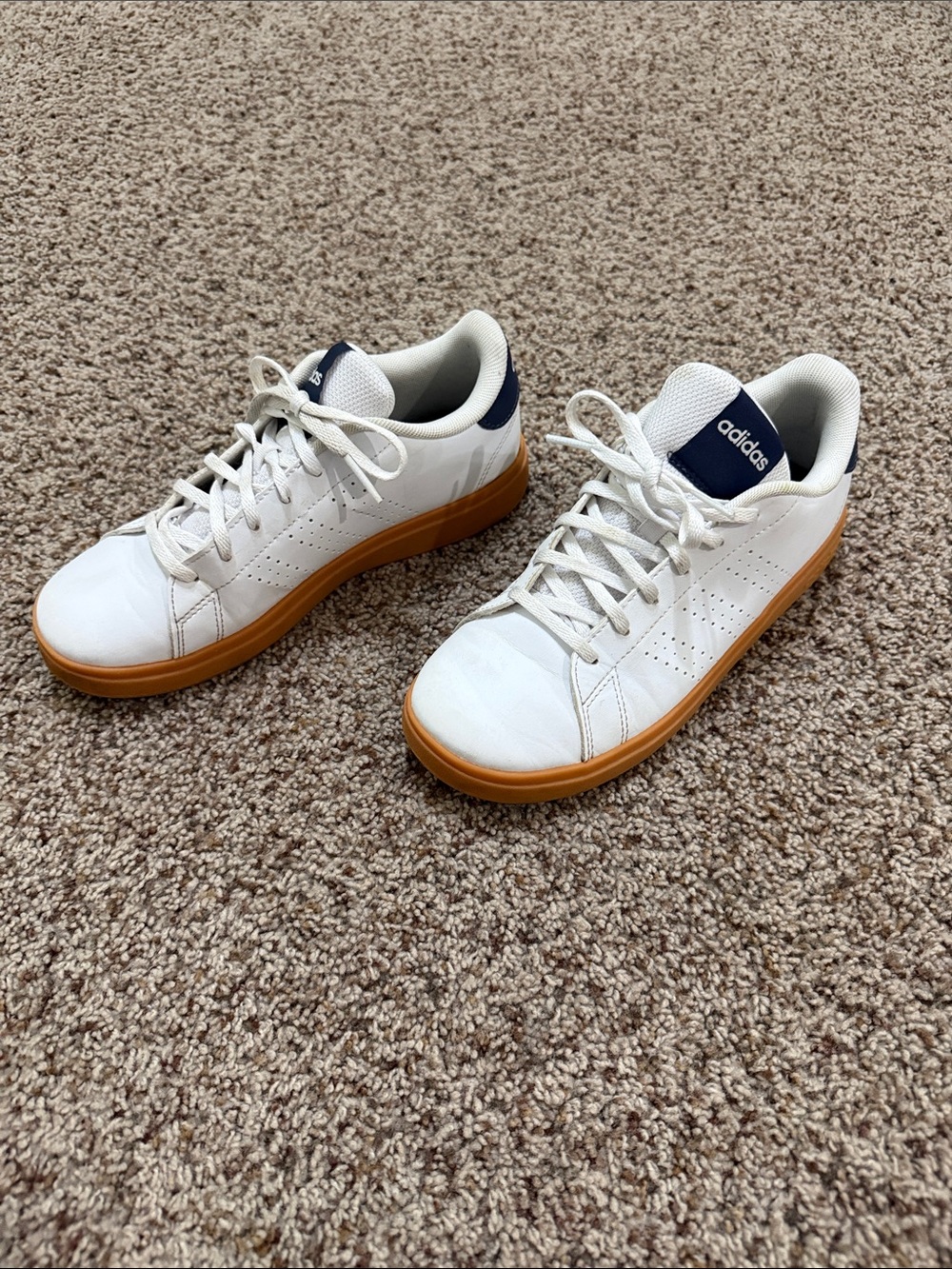 adidas Men’s White Sneakers with Gum Sole and Navy Heel Tab